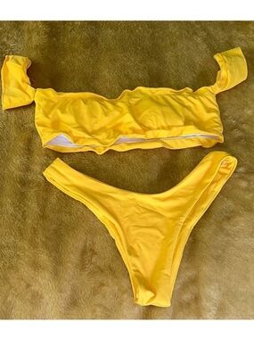 SHEIN | Women’s Size S | Yellow Bikini Set
